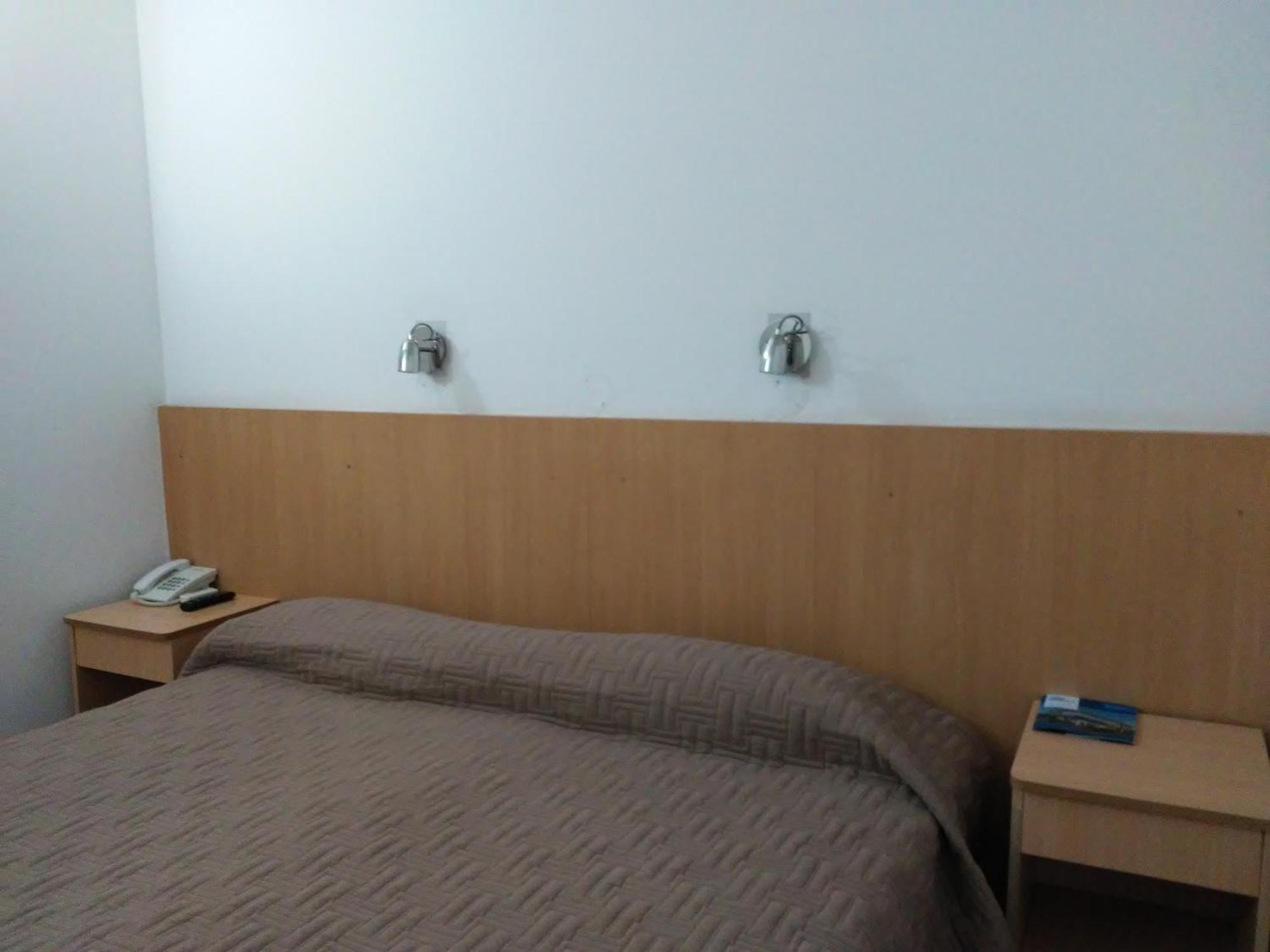 Global Hotel Centenario Luaran gambar