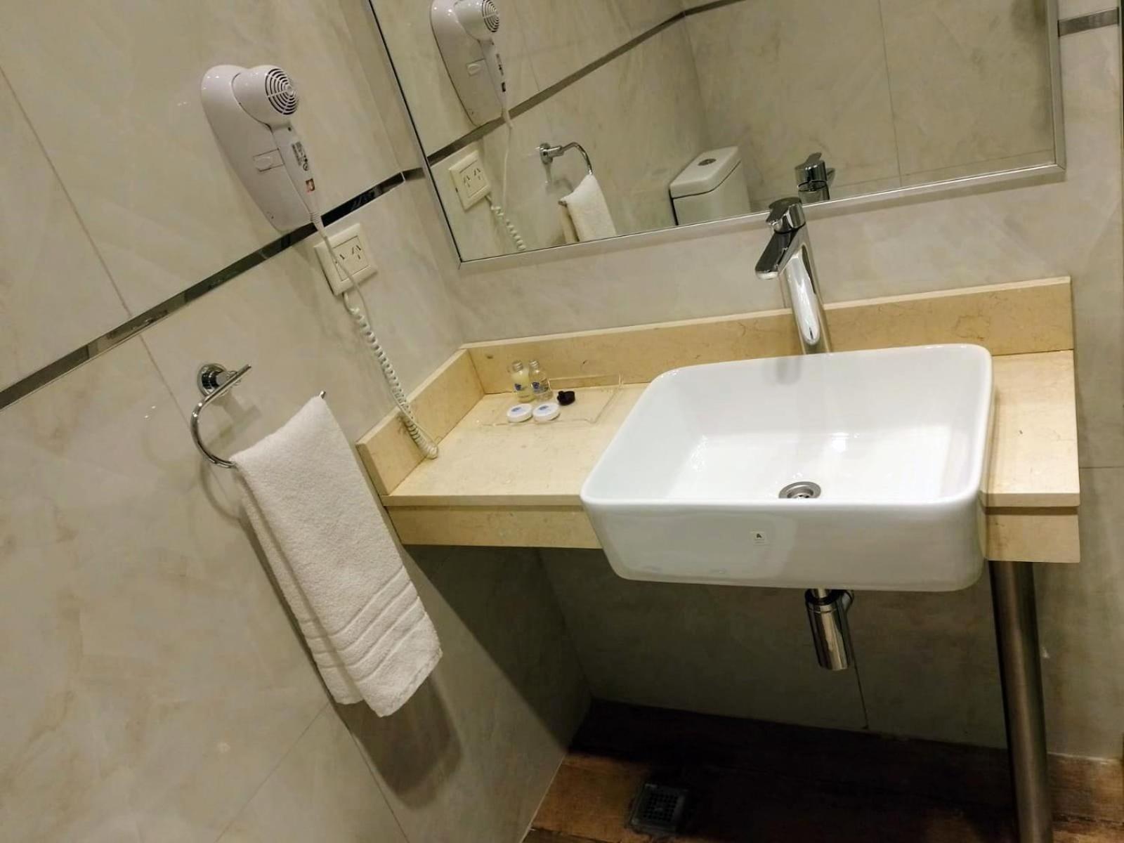 Global Hotel Centenario Luaran gambar